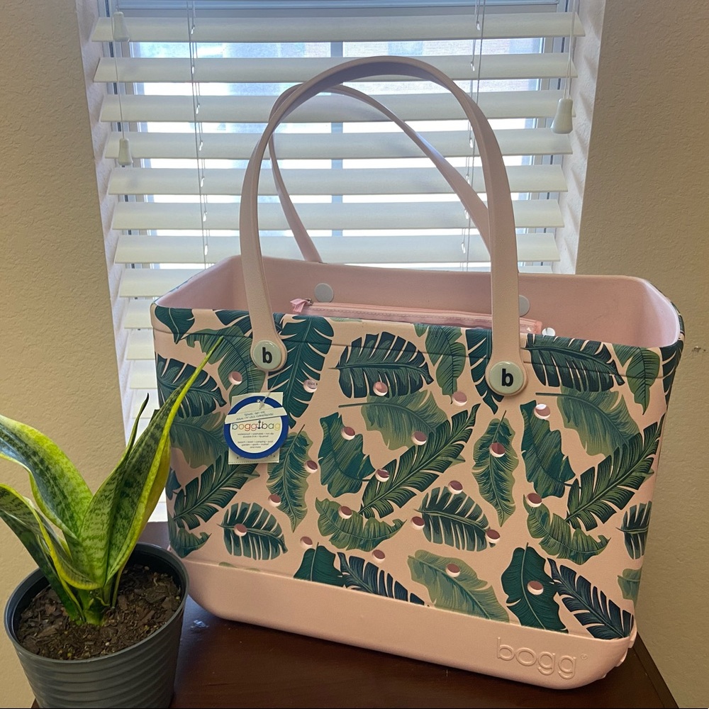 NEW! Bogg Bag Large Limited Edition Pink Palm